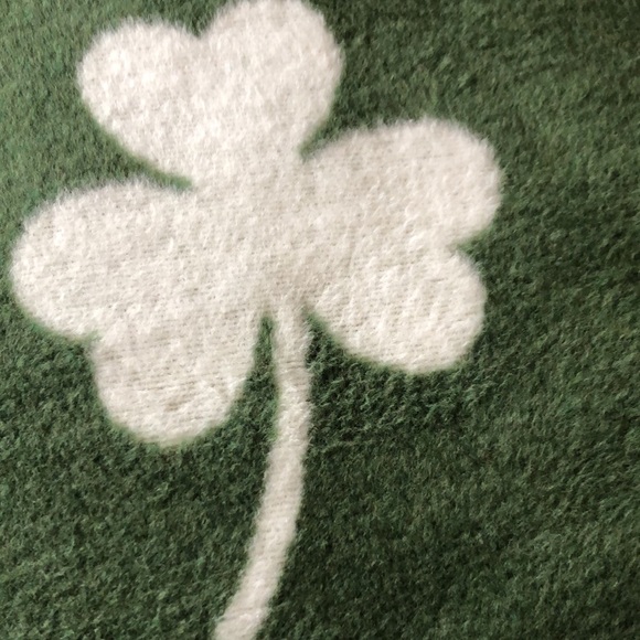 Docofil SHAMROCK St. Patrick’s Day Throw Blanket - Picture 2 of 11